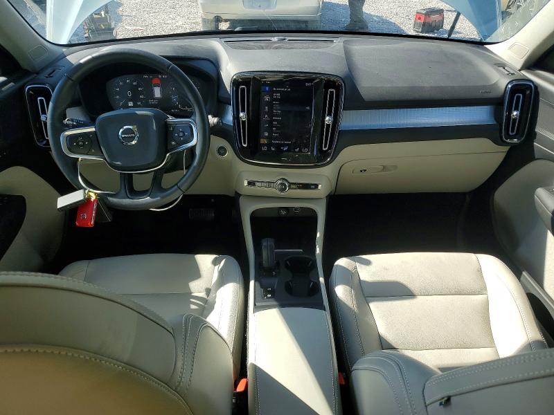 2019 Volvo Xc40 VIN YV4162UK0K2144873 COPART salvage auction — REAR END, Ky - Cert Of Title-Salvage, sold $8,400 on 2026-07-10 (photo 8)