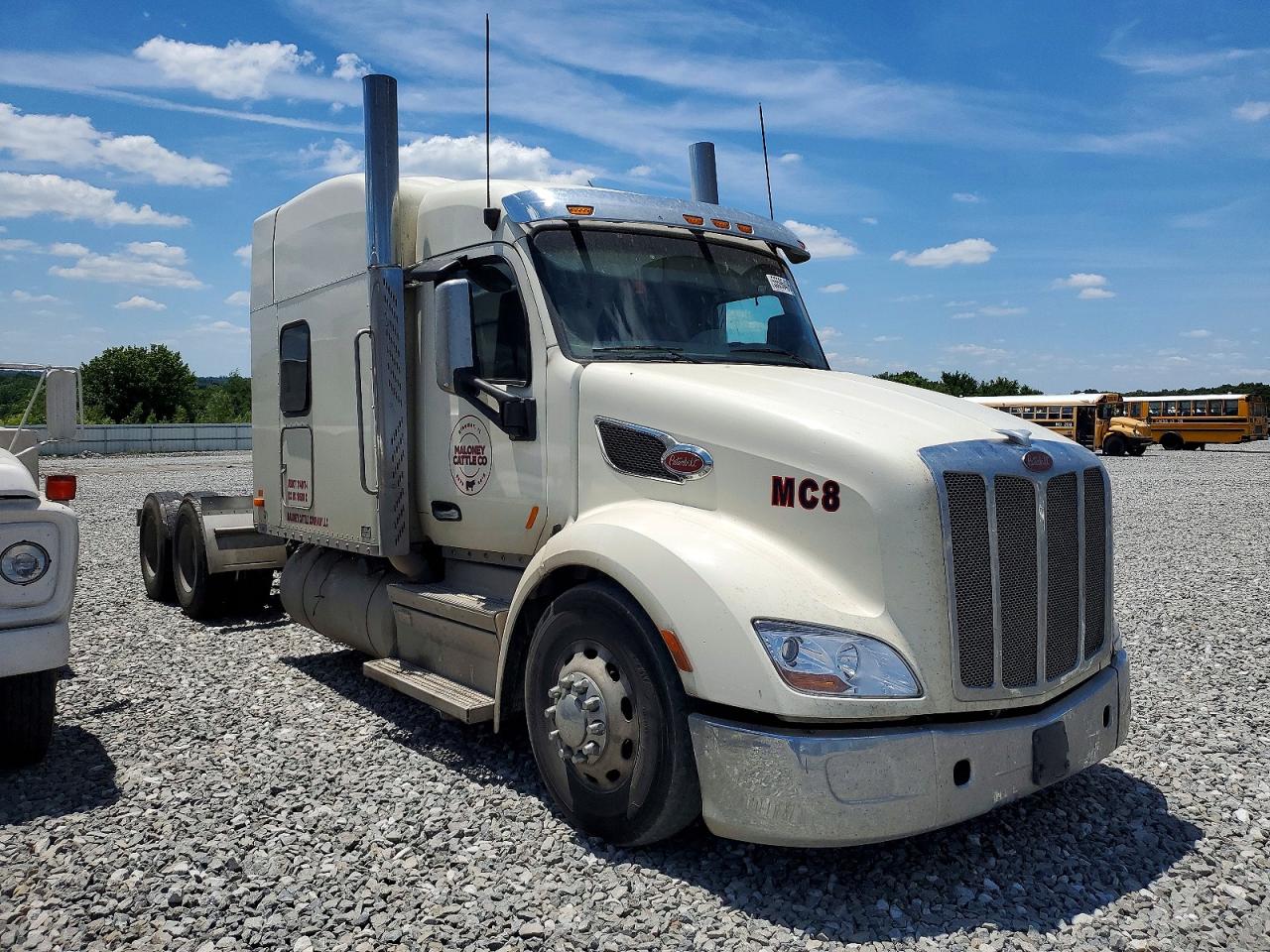 2020 Peterbilt 579 VIN 1XPBD49X8LD649528 COPART salvage auction — Undercarriage, KY - CERT OF TITLE-SALVAGE, sold $16,900 on 2026-07-09 (photo 1)