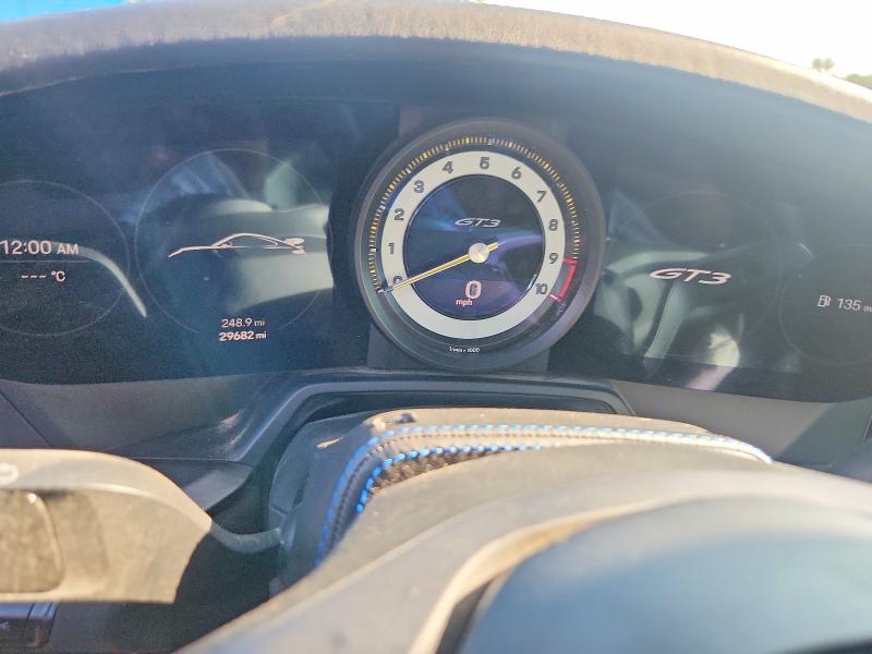 2022 Porsche 911 VIN WP0AC2A94NS268310 COPART salvage auction — FRONT END, Il - Salvage Certificate (P), sold $146,000 on 2026-07-18 (photo 9)