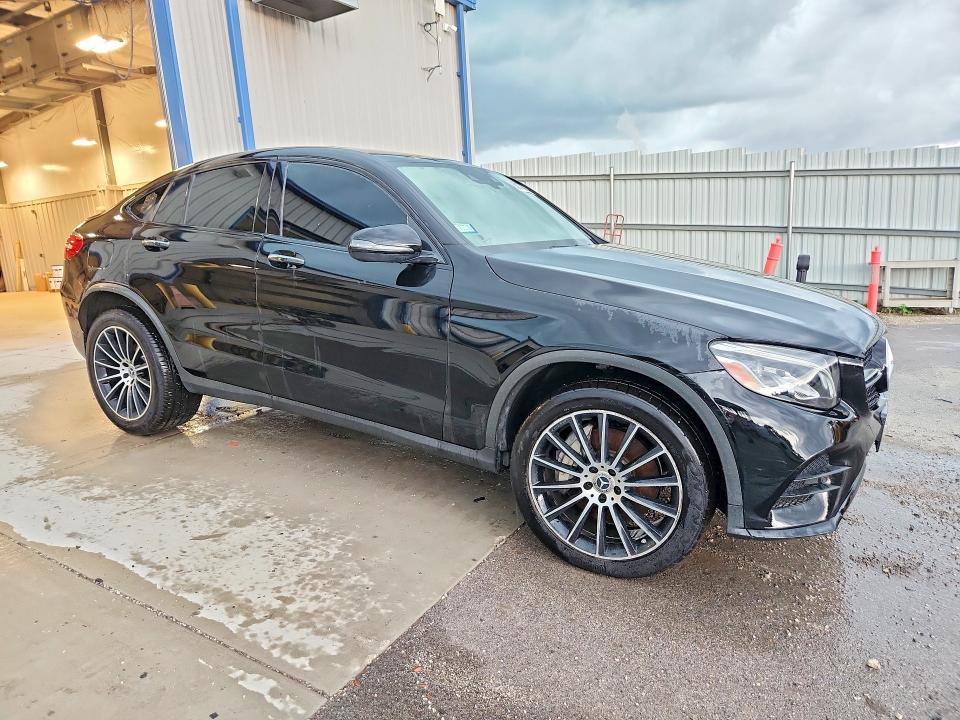 2017 Mercedes-benz Glc class VIN WDC0J4KBXHF234068 COPART salvage auction — FRONT END, IL - CERTIFICATE OF TITLE, sold $8,100 on 2026-07-29 (photo 4)