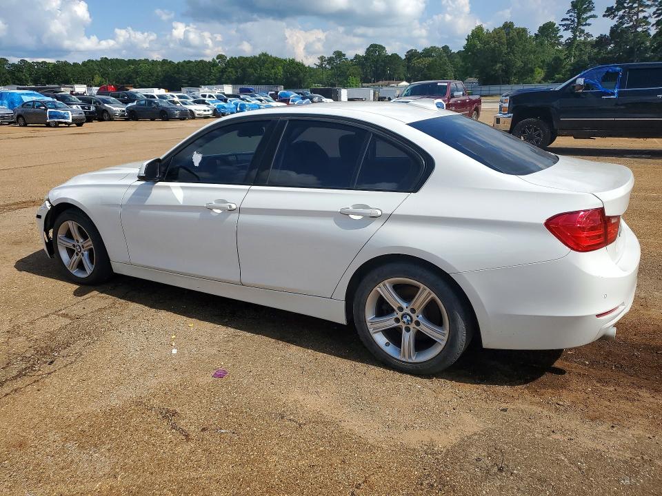 2015 BMW VIN WBA3B1G51FNT07409 COPART salvage auction — FRONT END, Tx - Cert Of Title-Rebuilt Salvage, sold $975 on 2026-07-04 (photo 2)