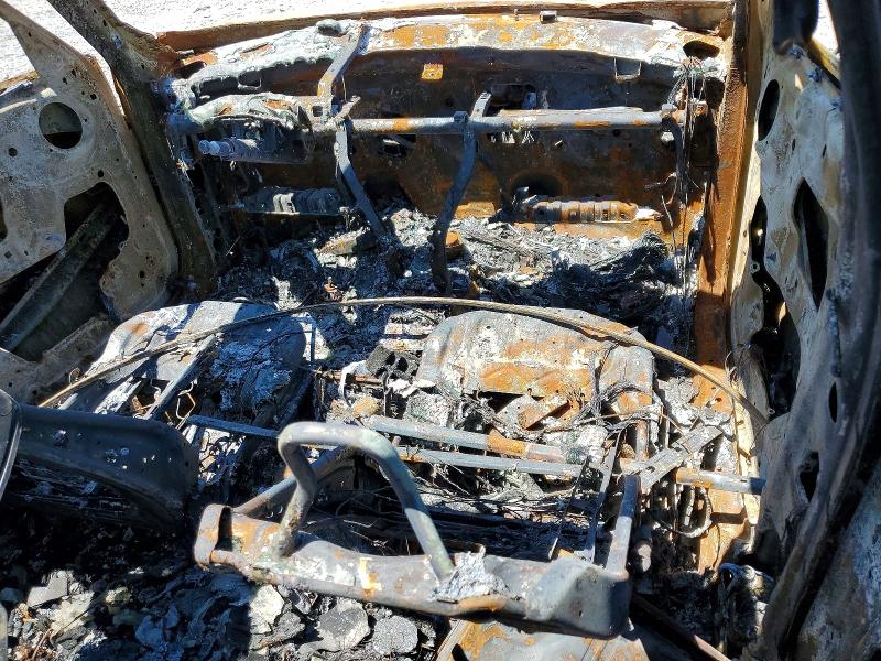 2019 Mini Cooper VIN WMZYV5C5XK3F57513 COPART salvage auction — BURN, TX - NONREPAIRABLE TITLE, sold $200 on 2026-08-11 (photo 8)