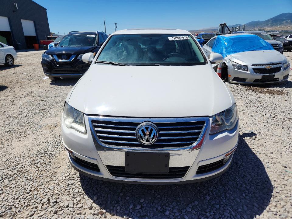 2009 Volkswagen Passat VIN WVWJK73CX9E012315 COPART salvage auction — MINOR DENT/SCRATCHES, UT - SALVAGE CERTIFICATE, sold $250 on 2026-07-31 (photo 5)