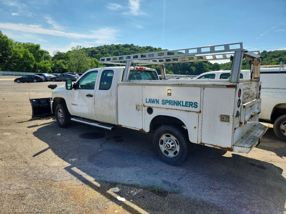 2012 Chevrolet Silverado 2500 VIN 1GB2KVCG7CZ327265 COPART salvage auction — VANDALISM, Pa - Cert Of Title, sold $1,975 on 2026-07-09 (photo 2)