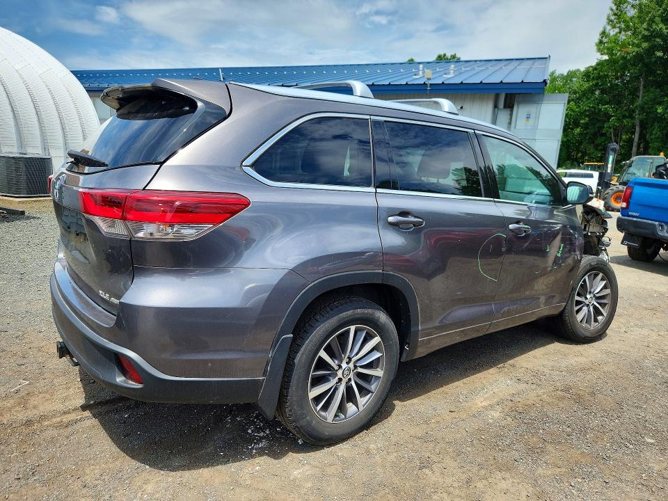 2018 Toyota VIN 5TDJZRFH2JS848164 COPART salvage auction — FRONT END, MA - CERT OF TITLE-SALVAGE, sold $8,600 on 2026-07-02 (photo 3)