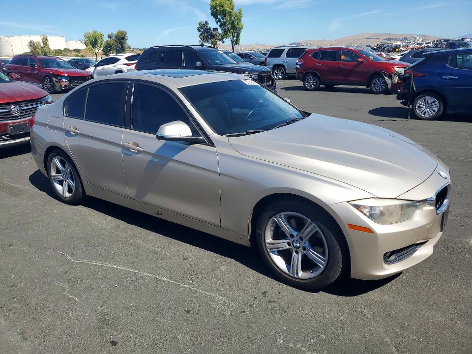 2014 BMW 3 series VIN WBA3B1C50EPV79717 COPART salvage auction — SIDE, CA - SALVAGE CERTIFICATE, sold $775 on 2026-07-22 (photo 4)