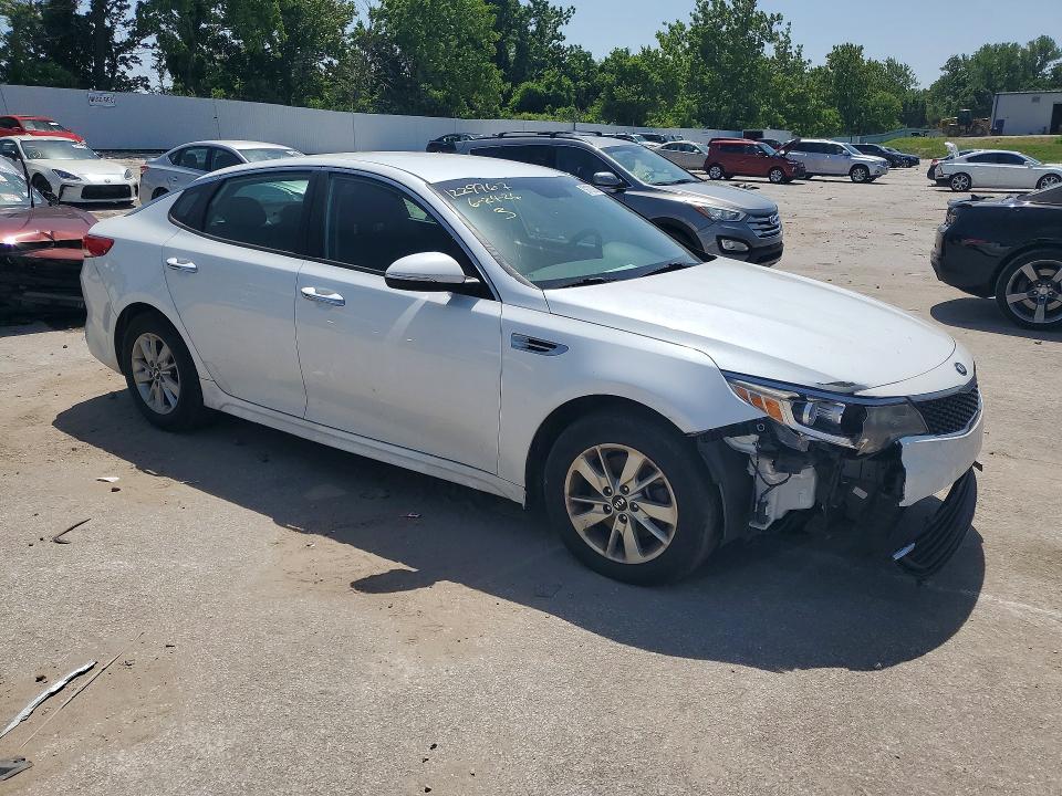2018 Kia Optima VIN 5XXGT4L3XJG233810 COPART salvage auction — VANDALISM, Mo - Salvage Certificate Of Title, sold $175 on 2026-07-28 (photo 4)