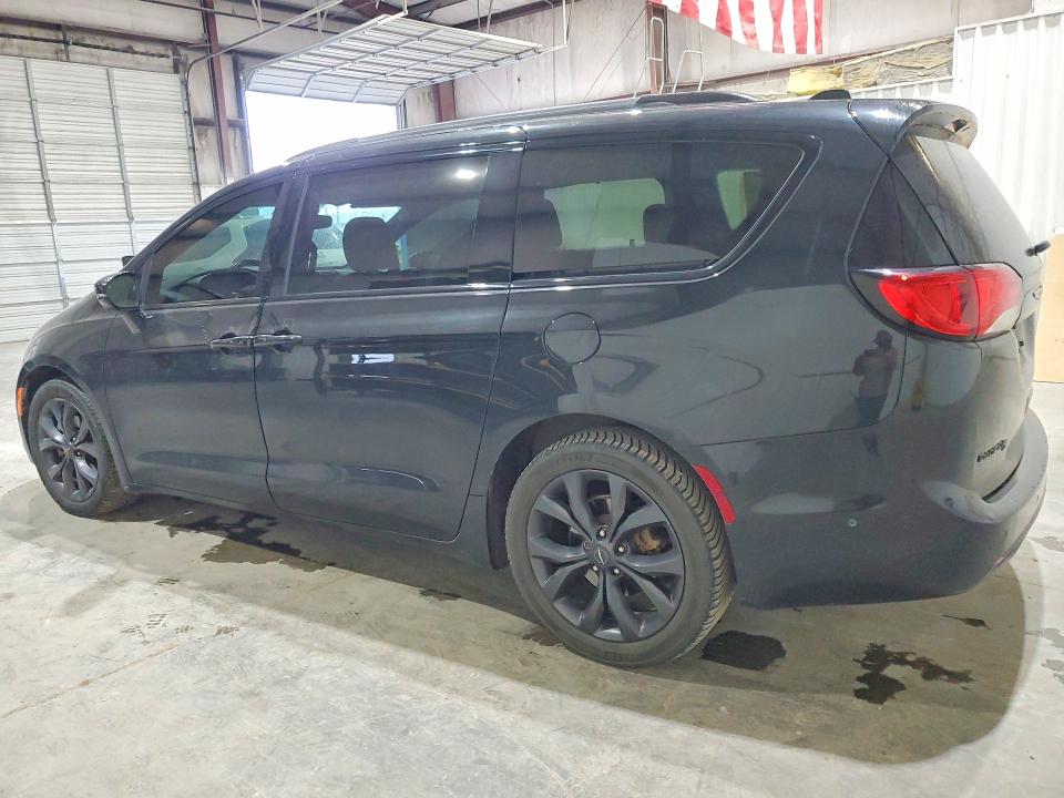 2018 Chrysler VIN 2C4RC1GG8JR230674 COPART salvage auction — HAIL, Ok - Cert Of Title-Salvage, sold $5,800 on 2026-07-22 (photo 2)