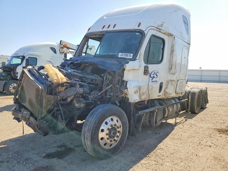 2016 Freightliner Cascadia 125 VIN 1FUJGLD52GLHN2519 COPART salvage auction — ROLLOVER, CA - SALVAGE CERTIFICATE, sold $1,600 on 2026-09-03 (photo 9)