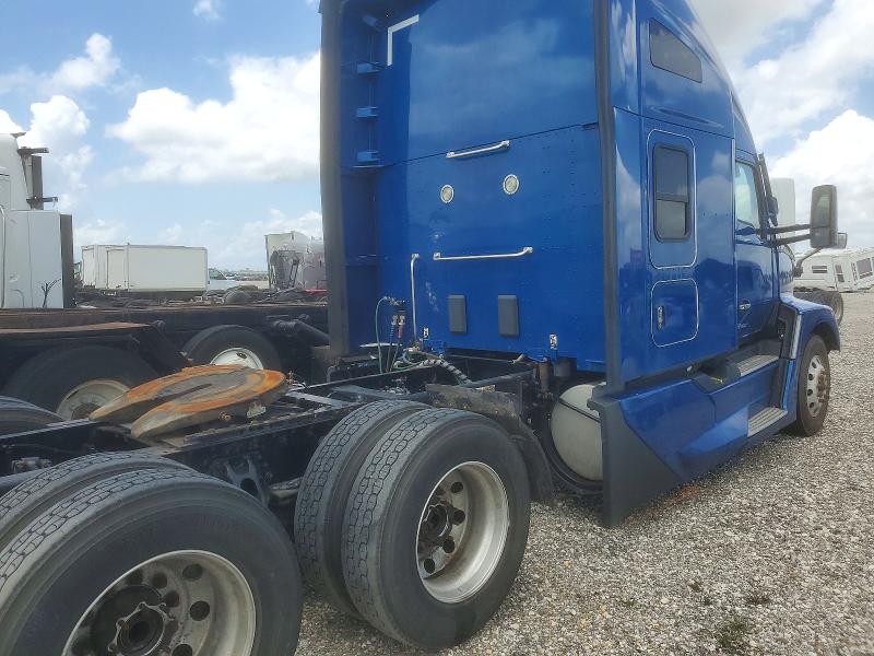 2022 Kenworth Constructi VIN 1XKYD49X2NJ472561 COPART salvage auction — FRONT END, TX - SALVAGE VEHICLE TITLE, sold $19,100 on 2026-07-16 (photo 4)