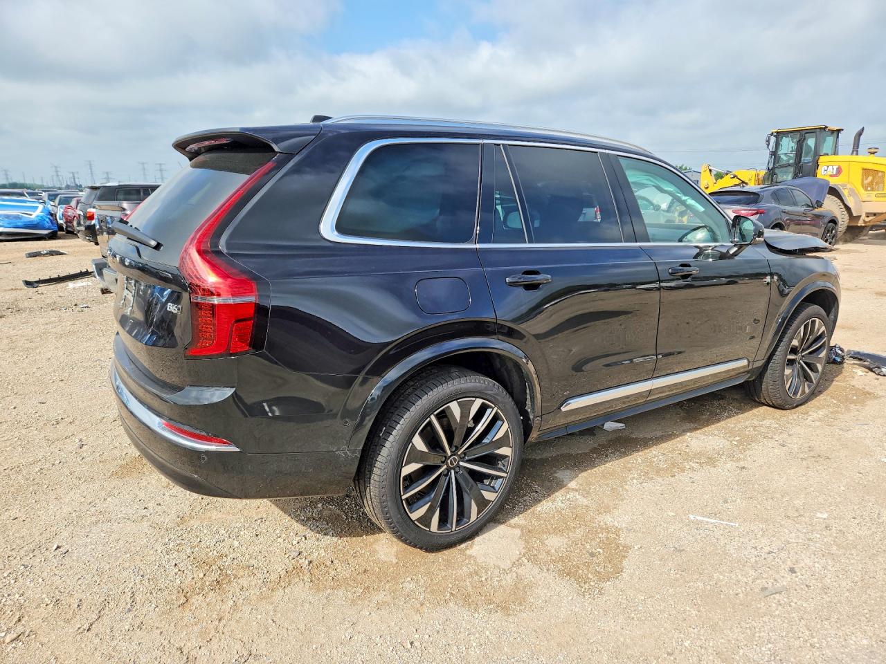 2026 Volvo XC90 VIN YV4062PF1T1465158 COPART salvage auction — Front End, IL - SALVAGE CERTIFICATE, sold $20,400 on 2026-08-18 (photo 3)