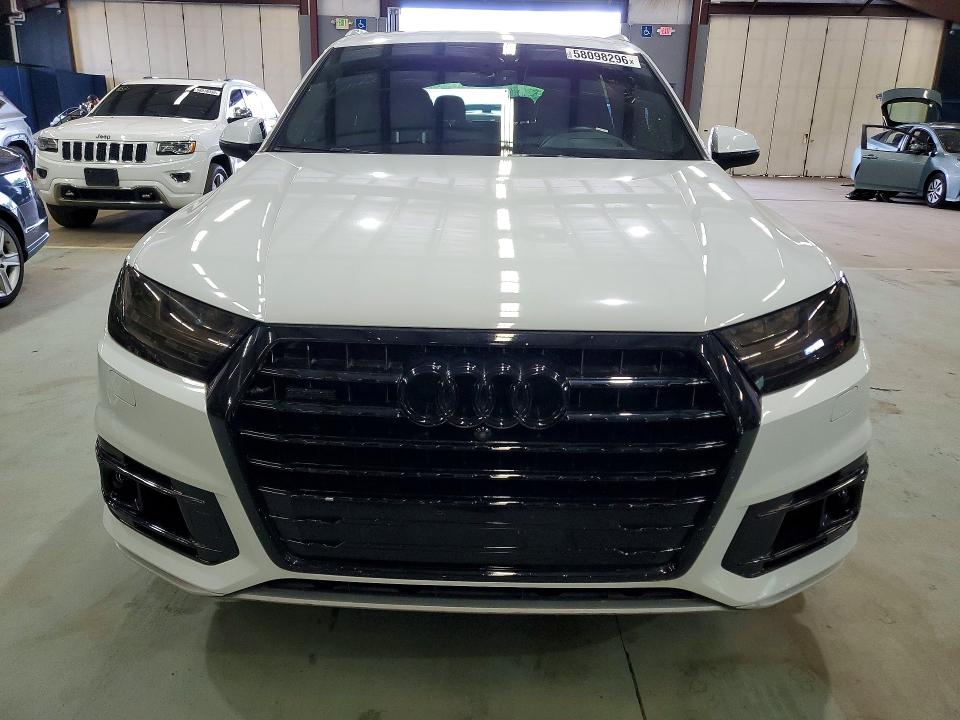 2019 Audi Q7 VIN WA1VAAF76KD004542 COPART salvage auction — MINOR DENT/SCRATCHES, Mi - Certificate Of Title (P), sold $8,400 on 2026-07-16 (photo 5)