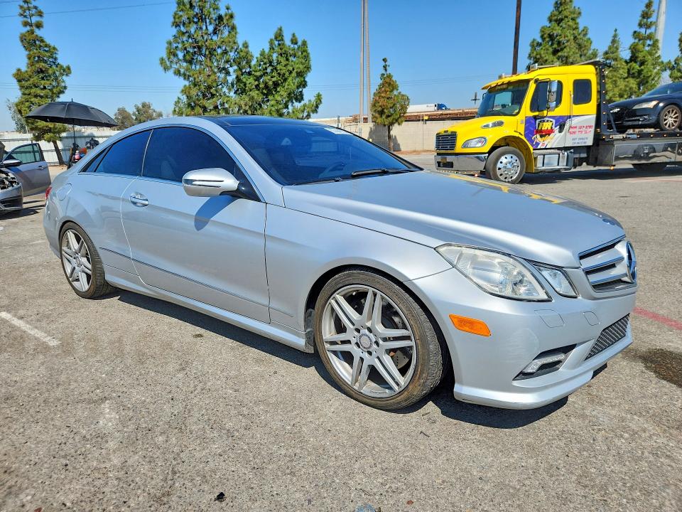 2010 Mercedes-benz E-klasse VIN WDDKJ7CB5AF021734 COPART salvage auction — FRONT END, Ca - Salvage Certificate, sold $825 on 2026-07-02 (photo 4)