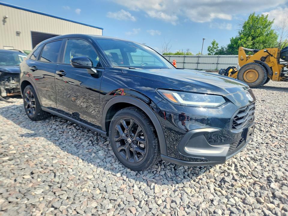 2024 Honda Hr-v VIN 3CZRZ2H51RM767448 COPART salvage auction — HAIL, WI - CERT OF TITLE-CLAIM PAID, sold $15,600 on 2026-07-27 (photo 4)
