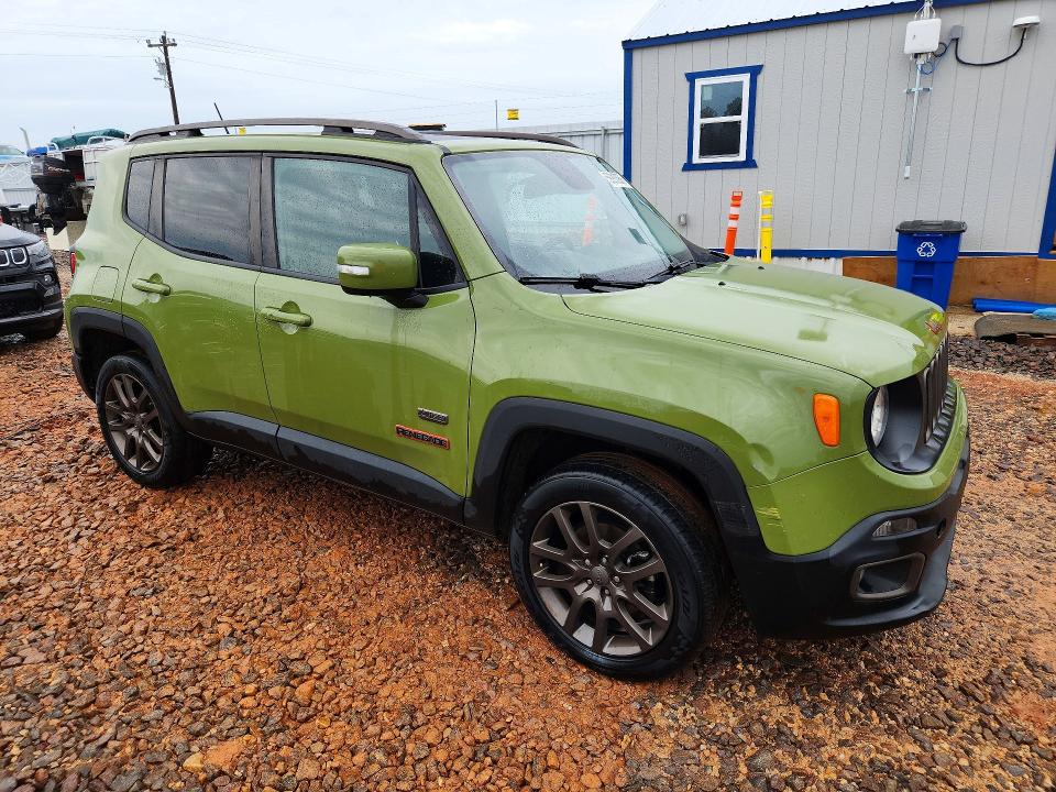 2016 Jeep VIN ZACCJBBT6GPC66009 COPART salvage auction — MINOR DENT/SCRATCHES, Mo - Certificate Of Title, sold $1,800 on 2026-07-13 (photo 4)