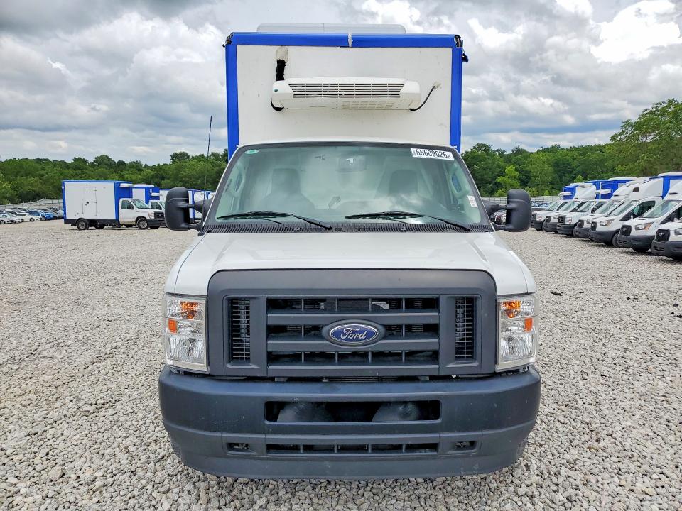 2024 Ford E-350 VIN 1FDWE3FN2RDD19448 COPART salvage auction — MINOR DENT/SCRATCHES, Oh - Certificate Of Title, sold $17,000 on 2026-07-20 (photo 5)