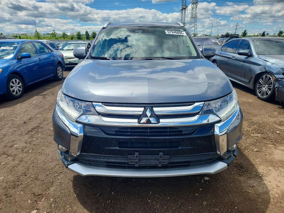 2017 Mitsubishi Outlander VIN JA4AD3A32HZ070846 COPART salvage auction — NORMAL WEAR, IL - CERTIFICATE OF TITLE, sold $1,600 on 2026-07-30 (photo 5)