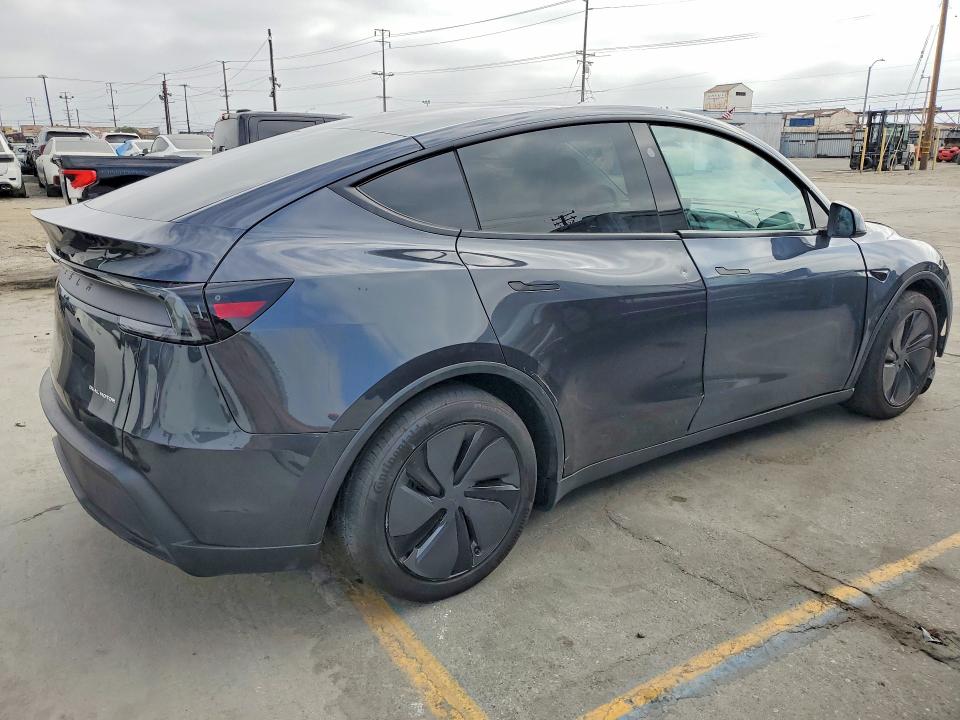 2026 Tesla Model y VIN 7SAYGDEE9TF343067 COPART salvage auction — FRONT END, Nv - Dis/Dlr/Exp Only Salvage Title, sold $23,100 on 2026-07-29 (photo 3)