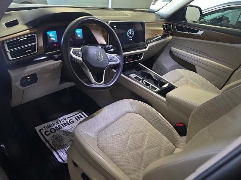 2024 Volkswagen Atlas VIN 1V2DR2CAXRC503102 COPART salvage auction — NORMAL WEAR, Oh - Certificate Of Title (P), sold $14,300 on 2026-07-28 (photo 9)