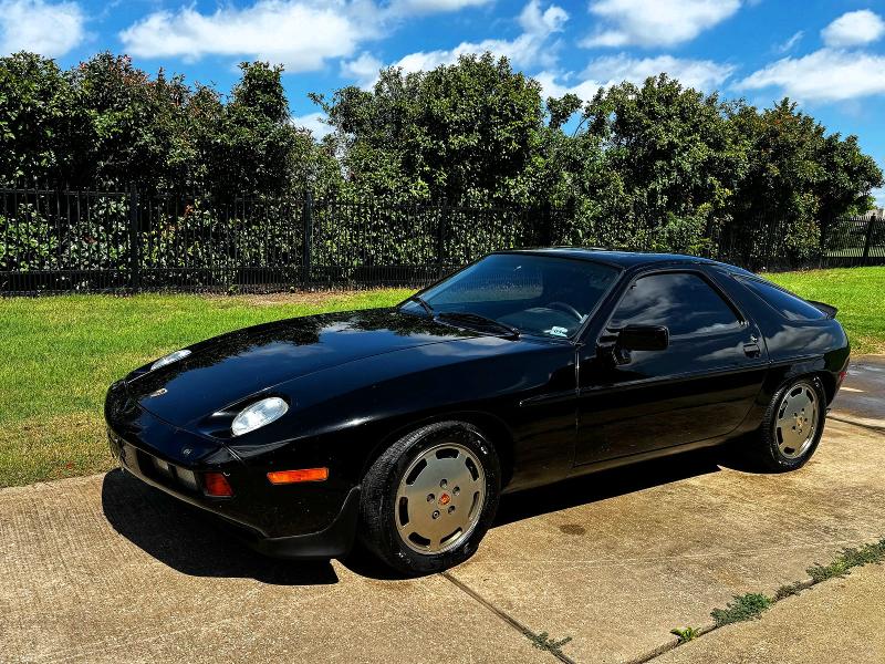 1986 Porsche 928 VIN WP0JB0924GS861862 COPART salvage auction — MINOR DENT/SCRATCHES, Tx - Certificate Of Title (P), sold $1,550 on 2026-07-06 (photo 2)