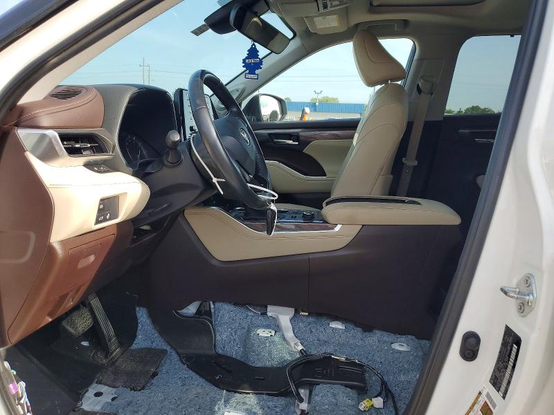 2020 Toyota Highlander VIN 5TDDZRBH9LS028265 COPART salvage auction — MINOR DENT/SCRATCHES, TX - SALVAGE VEHICLE TITLE, sold $13,200 on 2026-07-27 (photo 7)