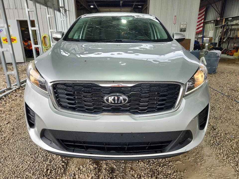 2019 Kia Sorento VIN 5XYPG4A37KG451627 COPART salvage auction — HAIL, Id - Salvage Certificate Of Title, sold $2,600 on 2026-07-27 (photo 5)