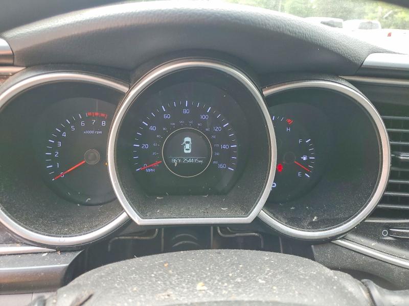 2015 Kia VIN KNAGM4A77F5584735 COPART salvage auction — MINOR DENT/SCRATCHES, Nc - Dealer Only Clean Title, sold $325 on 2026-07-31 (photo 9)