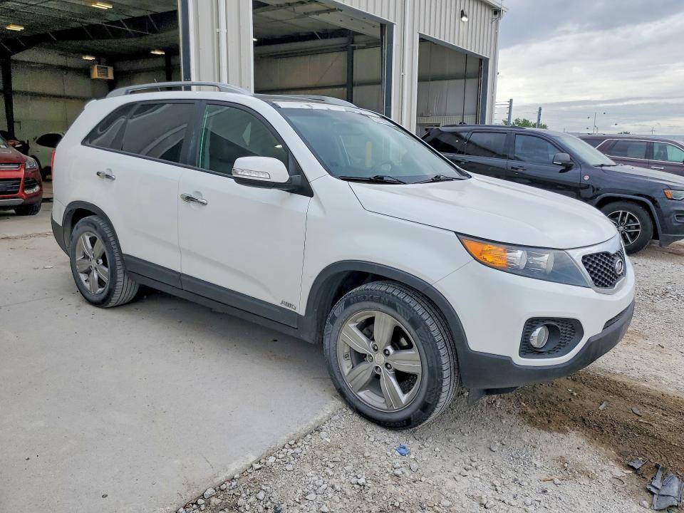 2013 Kia Sorento VIN 5XYKUDA22DG342344 COPART salvage auction — UNDERCARRIAGE, Ne - Cert Of Title-Salvage, sold $275 on 2026-07-21 (photo 4)