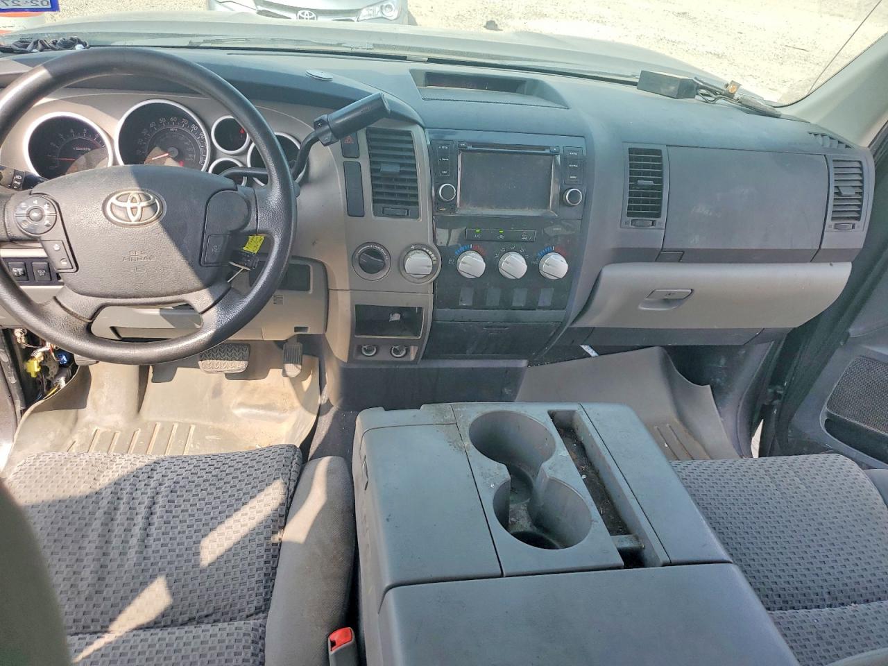 2013 Toyota Tundra VIN 5TFUW5F11DX292784 COPART salvage auction — Front End, TX - SALVAGE VEHICLE TITLE, sold $5,600 on 2026-07-09 (photo 8)