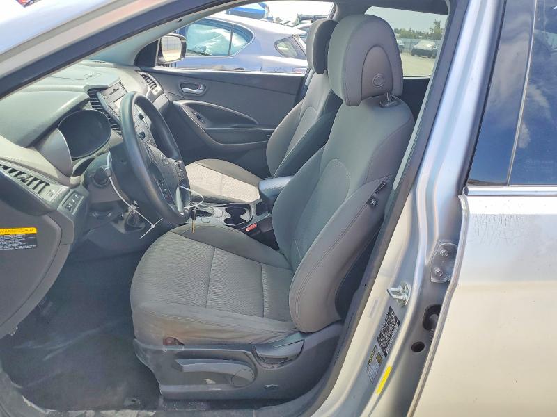 2015 Hyundai Santa fe VIN 5XYZT3LB1FG265543 COPART salvage auction — MINOR DENT/SCRATCHES, Fl - Dis/Dlr/Exp Only Clean Title, sold $650 on 2026-07-28 (photo 7)