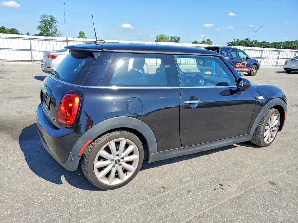 2019 Mini Cooper VIN WMWXP5C50K2H96187 COPART salvage auction — SIDE, Nc - Salvage Certificate Of Title, sold $275 on 2026-08-11 (photo 3)