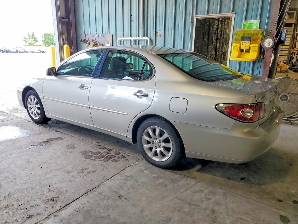 2002 Lexus ES VIN JTHBF30G725013077 COPART salvage auction — SIDE, Il - Salvage Certificate, sold $1,650 on 2026-07-08 (photo 2)