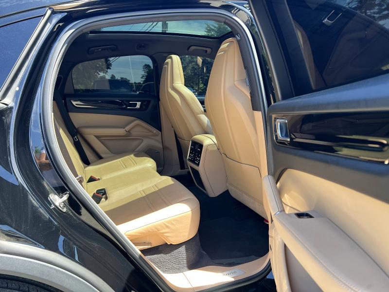 2020 Porsche Cayenne VIN WP1BA2AY2LDA46687 COPART salvage auction — Minor Dent/Scratches, SC - CERTIFICATE OF TITLE (P), sold $31,250 on 2026-07-01 (photo 6)