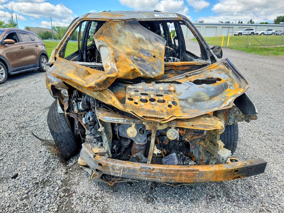 2011 Toyota Sienna VIN 5TDKK3DCXBS153476 COPART salvage auction — BURN, PA - CERTIFICATE OF SALVAGE, sold $325 on 2026-07-14 (photo 5)