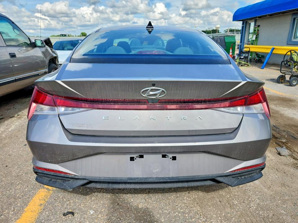 2021 Hyundai VIN KMHLL4AGXMU072017 COPART salvage auction — MINOR DENT/SCRATCHES, KS - CERT OF TITLE-SALVAGE, sold $1,300 on 2026-07-27 (photo 6)