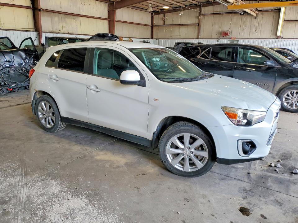 2015 Mitsubishi Outlander sport VIN 4A4AR4AU5FE020817 COPART salvage auction — MINOR DENT/SCRATCHES, Ia - Certificate Of Title, sold $575 on 2026-07-22 (photo 4)