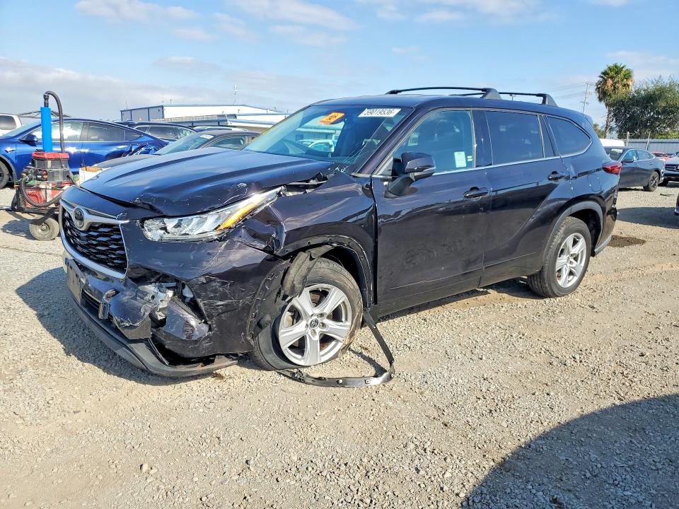 2020 Toyota Highlander VIN 5TDCZRAH3LS011636 — COPART salvage auction photo