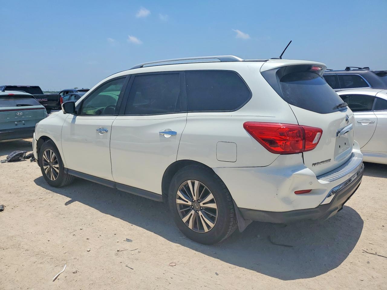 2017 Nissan Pathfinder VIN 5N1DR2MN5HC671887 COPART salvage auction — Minor Dent/Scratches, TX - CERTIFICATE OF TITLE (P), sold $1,900 on 2026-07-09 (photo 2)