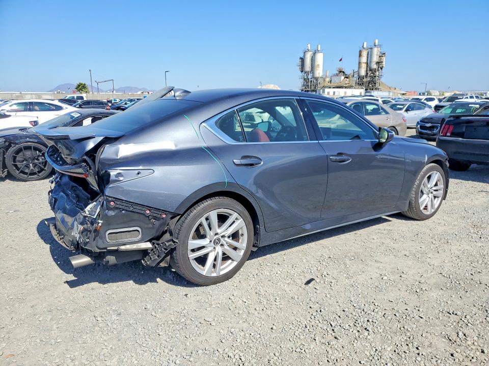 2021 Lexus Is VIN JTHCA1D27M5109431 COPART salvage auction — REAR END, Salvage Title, sold $7,200 on 2026-09-08 (photo 3)
