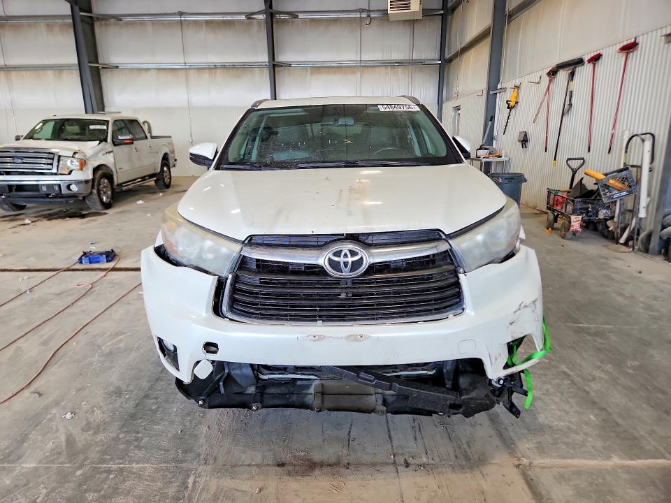2015 Toyota Highlander VIN 5TDJKRFH7FS104653 COPART salvage auction — FRONT END, Ne - Cert Of Title-Salvage, sold $5,600 on 2026-07-14 (photo 5)