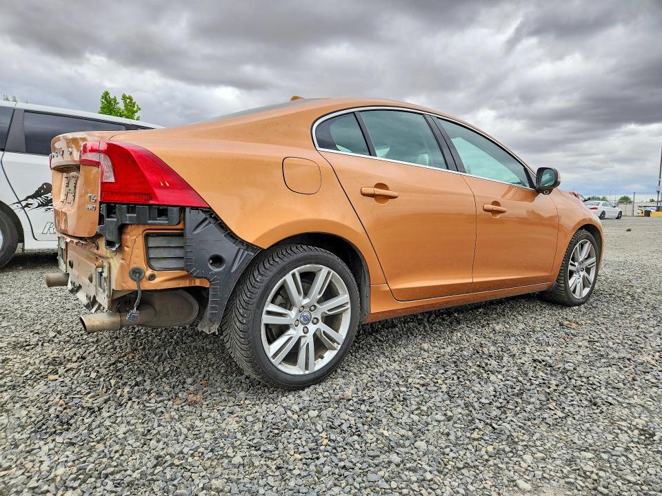 2013 Volvo S60 VIN YV1902FH8D2170577 COPART salvage auction — REAR END, Or - Salvage Title Certificate, sold $2,050 on 2026-08-04 (photo 3)