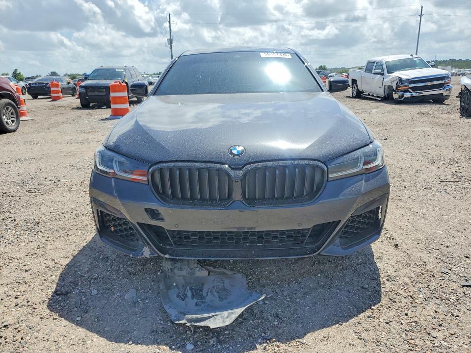 2023 BMW 5er VIN WBA53BJ04PWY03101 COPART salvage auction — WATER/FLOOD, TX - SALVAGE TITLE-FLOOD DAMAGE, sold $15,700 on 2026-07-30 (photo 5)