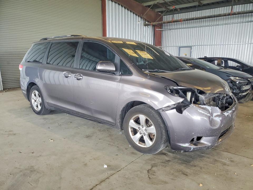 2011 Toyota Sienna VIN 5TDKK3DC5BS050336 COPART salvage auction — FRONT END, Ca - Salvage Certificate, sold $1,200 on 2026-07-27 (photo 4)