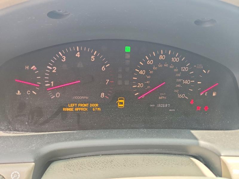 2001 Lexus Ls 430 VIN JTHBN30F010045911 COPART salvage auction — FRONT END, FL - CERT OF TITLE SLVG REBUILDABLE, sold $450 on 2026-07-09 (photo 9)
