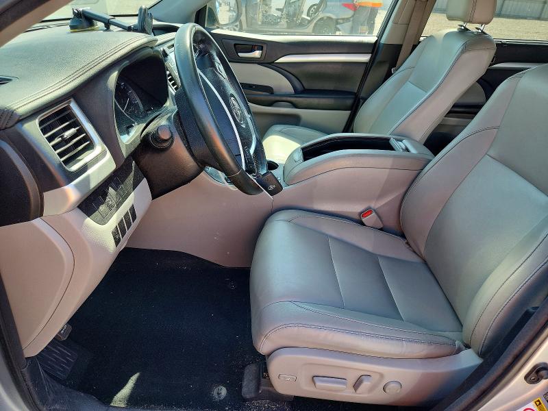 2017 Toyota VIN 5TDJZRFH6HS465225 COPART salvage auction — SIDE, UT - SALVAGE CERTIFICATE, sold $11,100 on 2026-07-31 (photo 7)