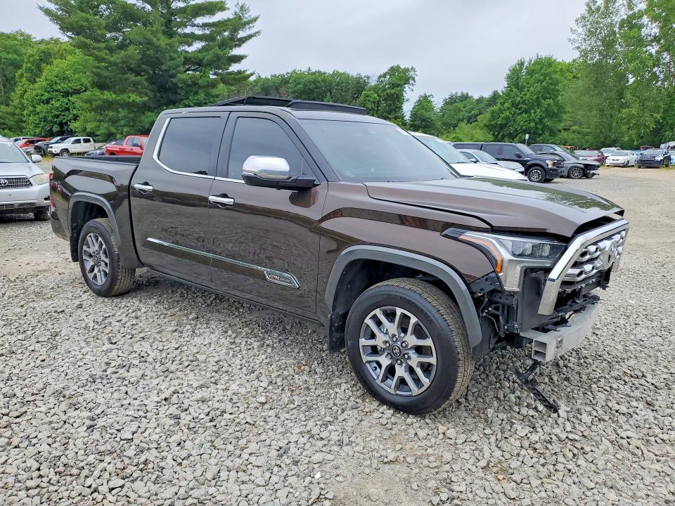 2025 Toyota Tundra VIN 5TFMA5DB7SX305948 COPART salvage auction — FRONT END, Tx - Certificate Of Title, sold $32,500 on 2026-07-21 (photo 4)