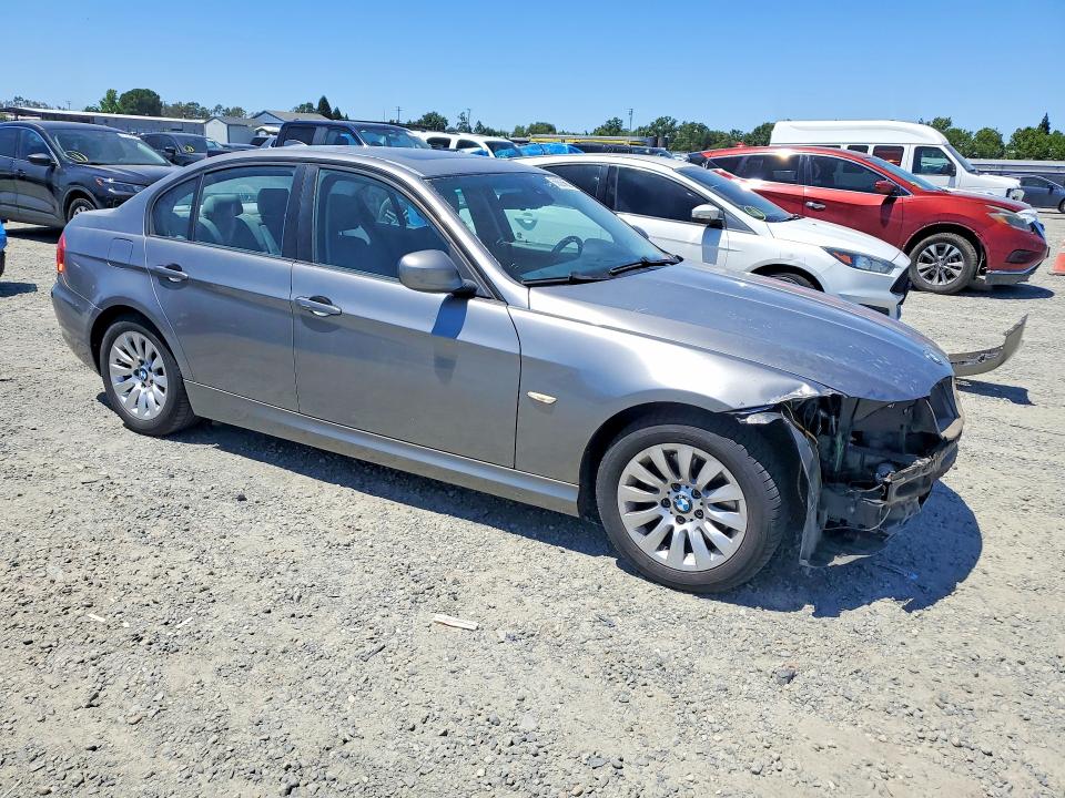 2009 BMW 3er VIN WBAPH57579NL78559 COPART salvage auction — FRONT END, Ca - Salvage Certificate, sold $350 on 2026-07-02 (photo 4)