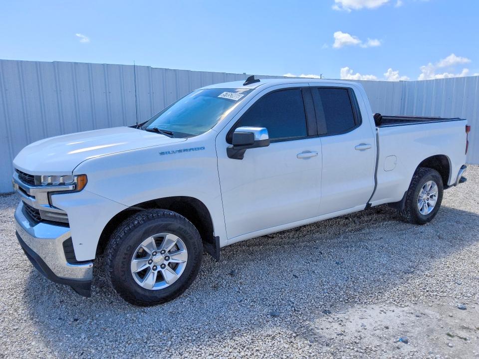 2020 Chevrolet Silverado 1500 VIN 1GCRWCED9LZ197690 COPART salvage auction — NORMAL WEAR, FL - CERTIFICATE OF TITLE, sold $8,600 on 2026-07-09 (photo 1)