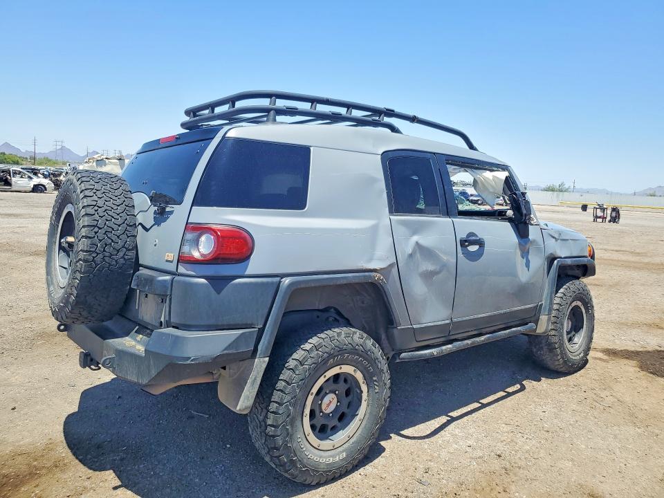 2013 Toyota Fj cruiser VIN JTEBU4BF1DK157225 COPART salvage auction — SIDE, AZ - CERT OF TITLE- NON REPAIR, sold $3,800 on 2026-07-31 (photo 3)