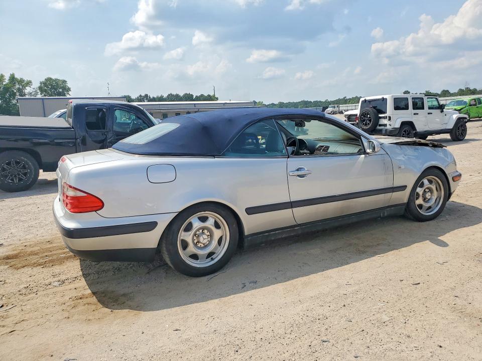 1999 Mercedes-benz VIN WDBLK65G6XT009356 COPART salvage auction — ENGINE BURN, Sc - Cert Of Title-Salvage Fire, sold $300 on 2026-07-27 (photo 3)